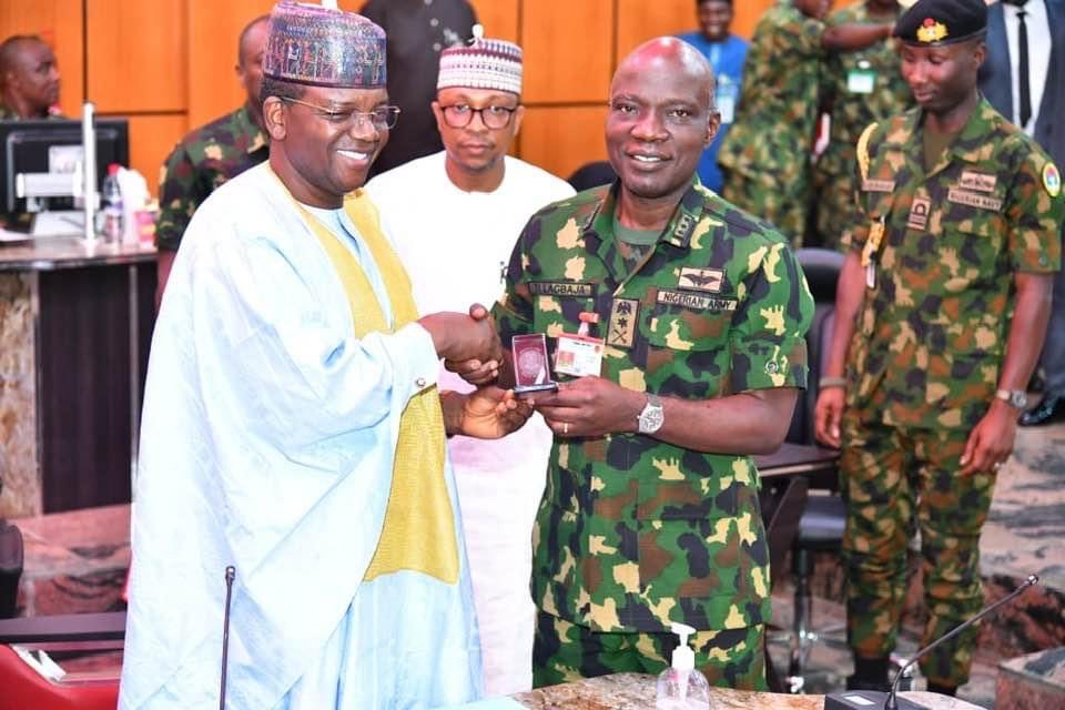 ALT="Chief of Army Lt. Gen. Lagbaja receives souvenir from minister of State defence, Bello Matawalle"